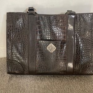 Brown shoulder bag purse over size with front compartment